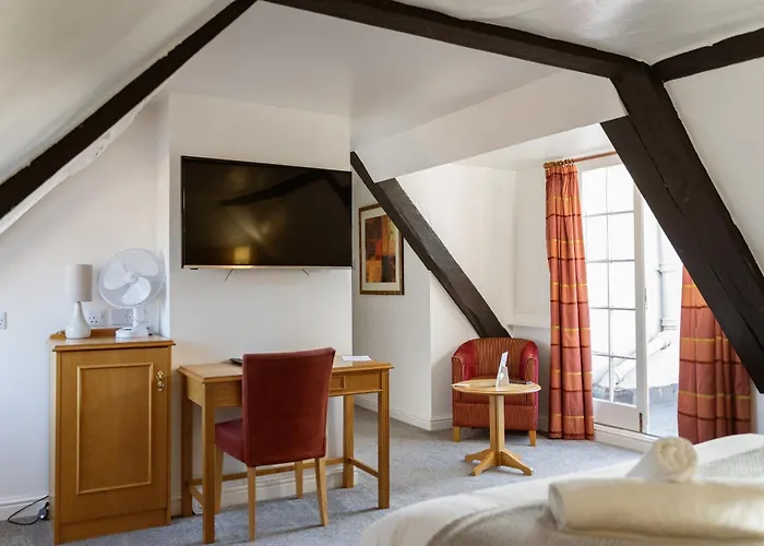 The Red Lion Hotel